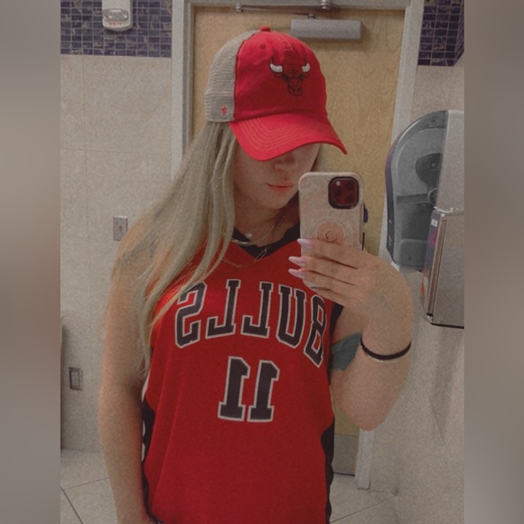 Meet your Posher, Alexis - Picture 3 of 7